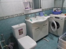Satılır Həyət evi, Yasamal.r, İnşaatçılar.m-7