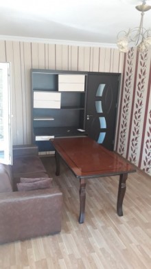 Satılır Köhnə Tikili, Xətai.r, Əhmədli, Əhmədli.m-2