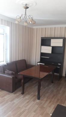 Satılır Köhnə Tikili, Xətai.r, Əhmədli, Əhmədli.m-3