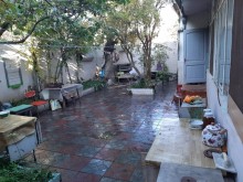 Satılır Həyət evi, Yasamal.r, Yasamal, Elmlər Akademiyası.m-5