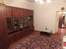 Satılır Həyət evi, Yasamal.r, Yasamal, Elmlər Akademiyası.m-10