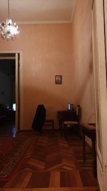 Satılır Köhnə Tikili, Nəsimi.r, Sahil.m-7