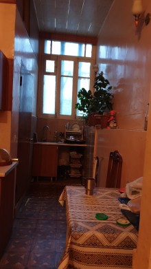 Satılır Köhnə Tikili, Nəsimi.r, Sahil.m-10