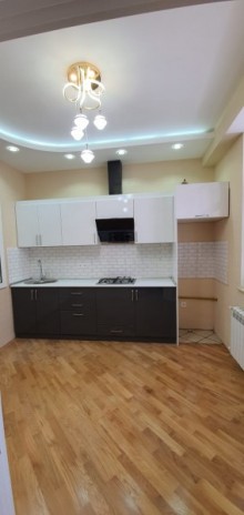 Satılır Yeni Tikili, Nizami.r, Qara Qarayev.m-9