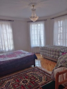 Satılır Həyət evi, Binəqədi.r, 6-cı mikrorayon, Nəsimi.m-3