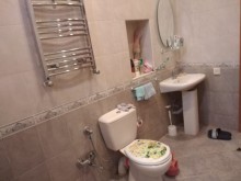 Satılır Həyət evi, Binəqədi.r, 6-cı mikrorayon, Nəsimi.m-8