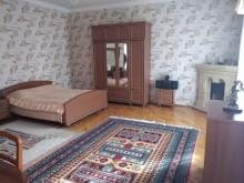 Satılır Həyət evi, Binəqədi.r, 6-cı mikrorayon, Nəsimi.m-18
