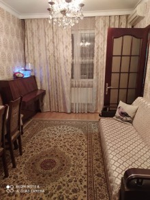 Satılır Köhnə Tikili, Nəsimi.r, 4-cü mikrorayon, Memar Əcəmi.m-1