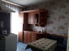 Satılır Köhnə Tikili, Sabunçu.r, Bakıxanov-7