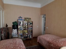 Satılır Köhnə Tikili, Sabunçu.r, Bakıxanov-8