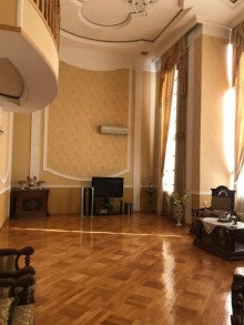 Satılır Villa, Binəqədi.r, Rəsulzadə, Azadlıq.m-17
