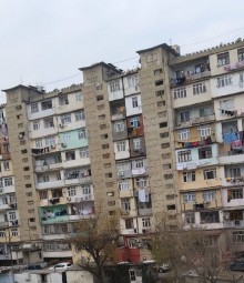 Satılır Köhnə Tikili, Sabunçu.r, Bakıxanov-1