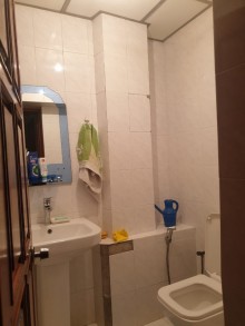 Satılır Köhnə Tikili, Sabunçu.r, Bakıxanov-7
