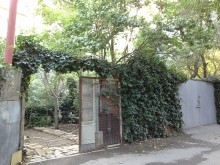Satılır Köhnə Tikili, Binəqədi.r, 6-cı mikrorayon, Nəsimi.m-5