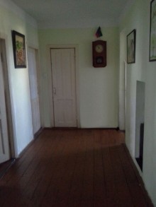Satılır Köhnə Tikili, Binəqədi.r, 6-cı mikrorayon, Nəsimi.m-19