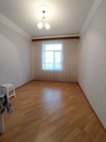 Satılır Köhnə Tikili, Nizami.r, 8-ci kilometr, Qara Qarayev.m-6