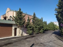 Satılır Villa, Nizami.r, Xalqlar Dostluğu m..m-11