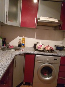 Satılır Köhnə Tikili, Nəsimi.r, 4-cü mikrorayon, Memar Əcəmi.m-9