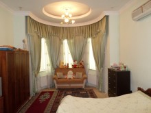 Satılır Həyət evi, Binəqədi.r, Rəsulzadə, Azadlıq.m-8