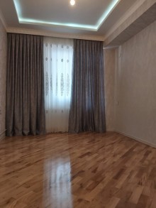 Satılır Yeni Tikili, Yasamal.r, Yeni Yasamal, İnşaatçılar.m-17