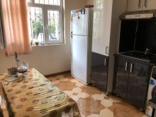 Satılır Köhnə Tikili, Sabunçu.r, Bakıxanov-6