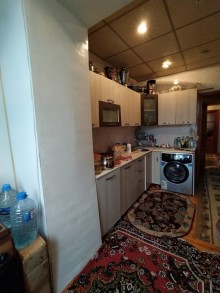 Satılır Köhnə Tikili, Sabunçu.r, Bakıxanov-4