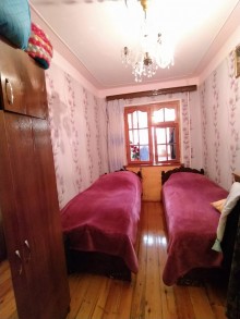 Satılır Köhnə Tikili, Sabunçu.r, Bakıxanov-6
