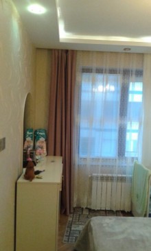 Satılır Köhnə Tikili, Sabunçu.r, Bakıxanov-7