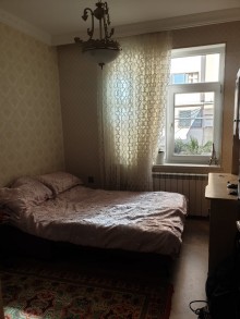 Satılır Köhnə Tikili, Sabunçu.r, Bakıxanov-7