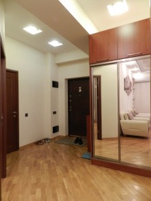 Satılır Yeni Tikili, Nərimanov.r, N.Nərmanov.m-8