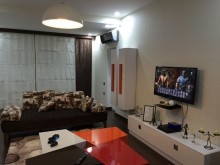 Satılır Yeni Tikili, Nizami.r, 8-ci kilometr, Neftçilər.m-20