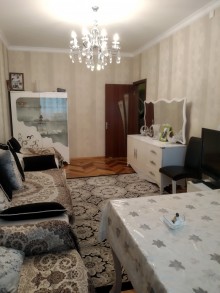 Satılır Köhnə Tikili, Xətai.r, Əhmədli, Həzi Aslanov.m-2