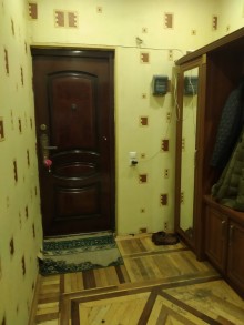Satılır Köhnə Tikili, Xətai.r, Əhmədli, Həzi Aslanov.m-12