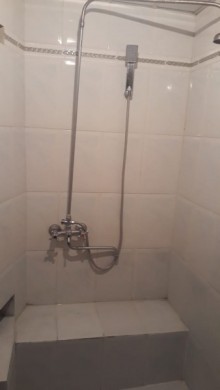 Satılır Köhnə Tikili, Sabunçu.r, Bakıxanov-9