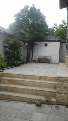 Satılır Həyət evi, Yasamal.r, Elmlər Akademiyası.m-8