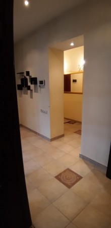 Satılır Köhnə Tikili, Xətai.r, Qara şəhər, Xətai.m-5
