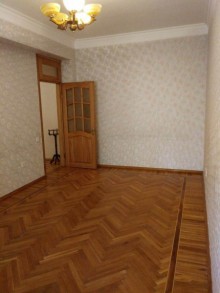 Satılır Yeni Tikili, Nərimanov.r, Montin, Gənclik.m-7