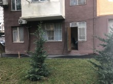 Satılır Köhnə Tikili, Binəqədi.r, 7-ci mikrorayon, Dərnəgül.m-3