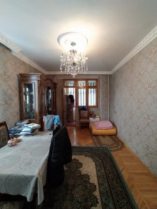 Satılır Köhnə Tikili, Sabunçu.r, Bakıxanov-2