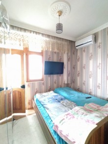 Satılır Köhnə Tikili, Sabunçu.r, Bakıxanov-3