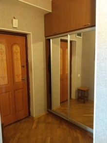 Satılır Yeni Tikili, Nizami.r, 8-ci kilometr, Xalqlar Dostluğu m..m-11
