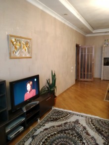 Satılır Yeni Tikili, Nizami.r, 8-ci kilometr, Xalqlar Dostluğu m..m-12