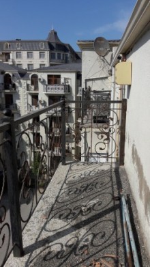Satılır Yeni Tikili, Xırdalan.ş-13