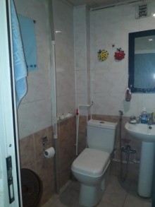 Satılır Köhnə Tikili, Sabunçu.r, Bakıxanov-9