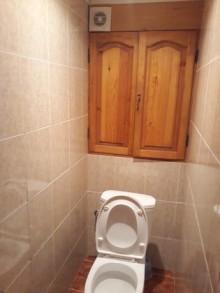 Satılır Köhnə Tikili, Binəqədi.r, 9-cu mikrorayon, Memar Əcəmi.m-8