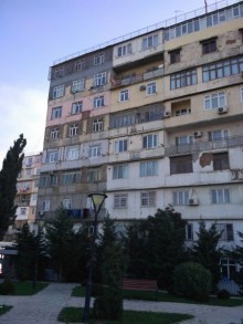 Satılır Köhnə Tikili, Binəqədi.r, Biləcəri, Avtovağzal.m-1