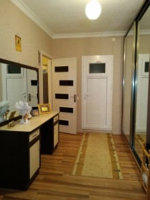 Satılır Köhnə Tikili, Binəqədi.r, Biləcəri, Avtovağzal.m-11