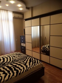 Kirayə (Aylıq) Yeni Tikili, Yasamal.r-4