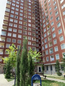 Satılır Yeni Tikili, Binəqədi.r, Xutor, Memar Əcəmi.m-1