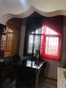 Satılır Köhnə Tikili, Binəqədi.r, 7-ci mikrorayon, Azadlıq.m-2